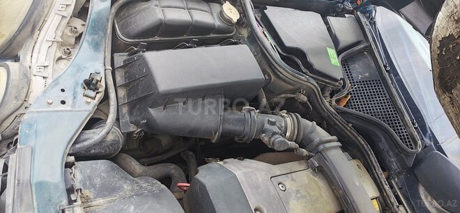 Mercedes E 200 1997, 274,555 km - 2.0 л - Sumqayıt
