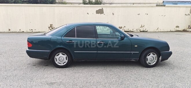 Mercedes E 200 1997, 274,555 km - 2.0 л - Sumqayıt