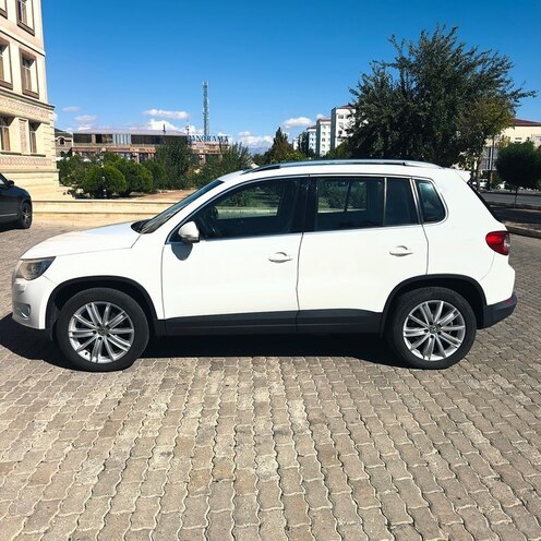 Volkswagen Tiguan 2011, 117,000 km - 2.0 л - Naxçıvan