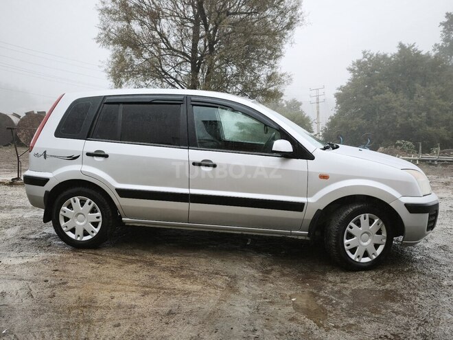 Ford Fusion 2006, 533,000 km - 1.4 л - Lerik