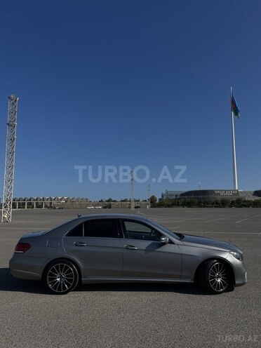 Mercedes E 220 2013, 256,000 km - 2.1 л - Bakı