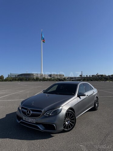 Mercedes E 220 2013, 256,000 km - 2.1 л - Bakı