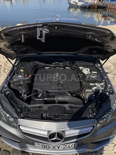 Mercedes E 220 2013, 256,000 km - 2.1 л - Bakı