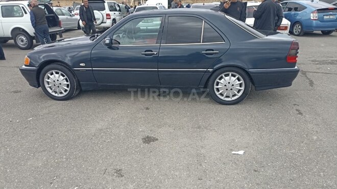 Mercedes C 180 1997, 378,500 km - 1.8 л - Salyan
