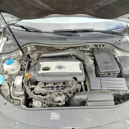 Volkswagen Passat CC 2011, 147,200 km - 2.0 л - Bakı
