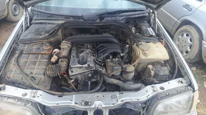 Mercedes C 250 1993, 920,000 km - 2.5 л - Şəki