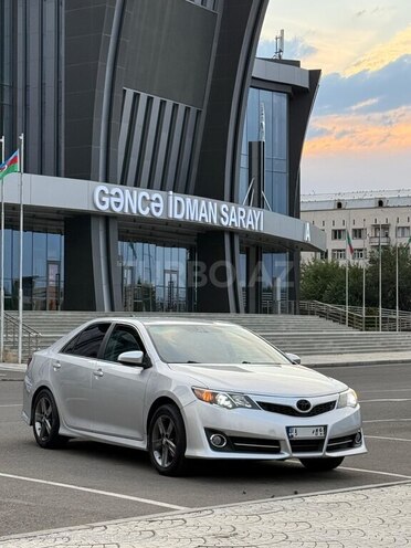 Toyota Camry 2014, 257,495 km - 2.5 л - Gəncə