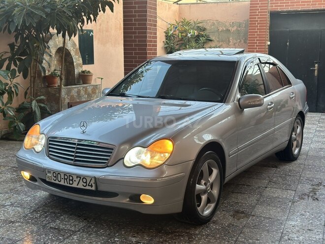 Mercedes C 240 2002, 200,000 km - 2.6 л - Bakı