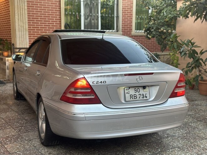Mercedes C 240 2002, 200,000 km - 2.6 л - Bakı