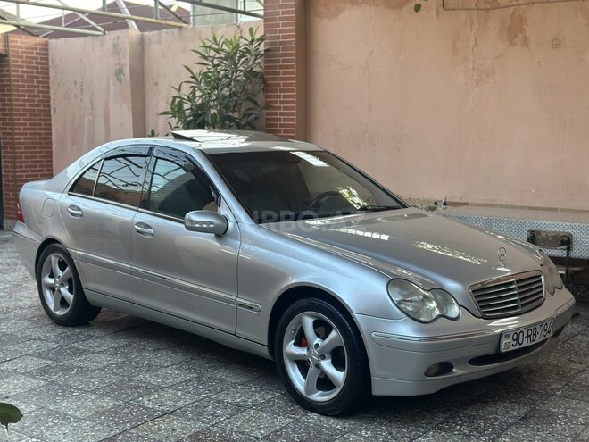 Mercedes C 240 2002, 200,000 km - 2.6 л - Bakı