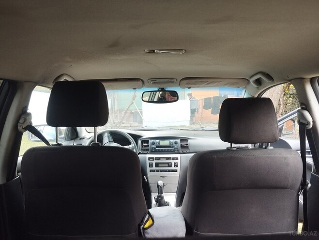 Toyota Corolla 2005, 264,000 km - 1.4 л - Bərdə