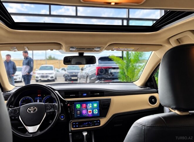 Toyota Corolla 2018, 113,000 km - 2.0 l - Bakı