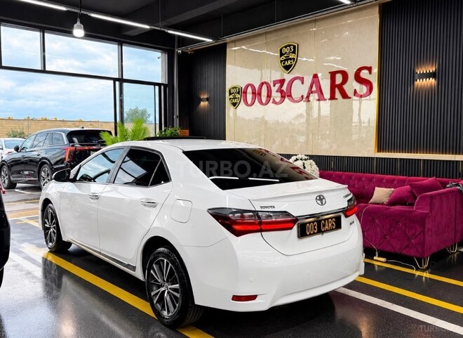 Toyota Corolla 2018, 113,000 km - 2.0 l - Bakı