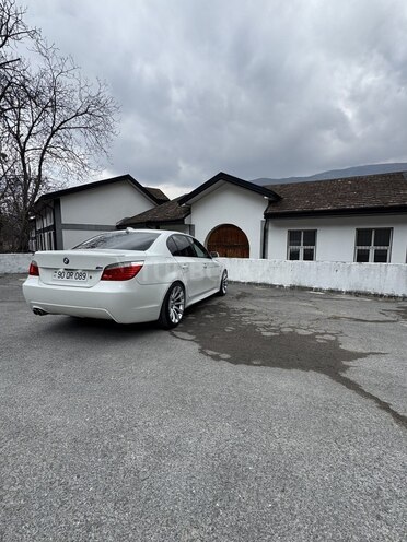 BMW 525 2006, 156,000 km - 2.5 л - Bakı