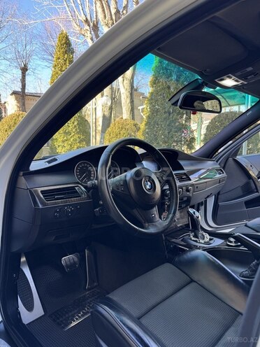 BMW 525 2006, 156,000 km - 2.5 л - Bakı