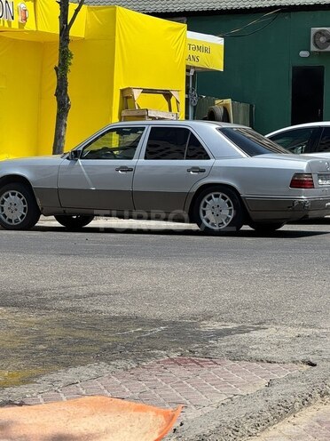 Mercedes 200 E 1995, 368,000 km - 2.0 л - Bakı