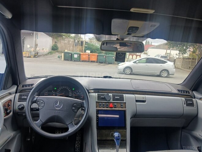 Mercedes E 240 1998, 200,000 km - 2.4 л - Bakı