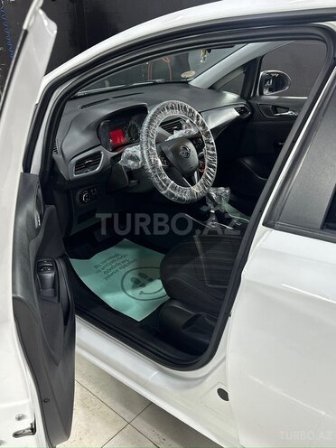 Opel Corsa 2017, 260,000 km - 1.4 л - Bakı