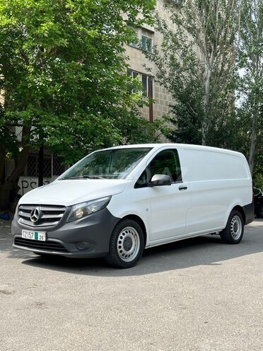 Mercedes  2017, 460,000 km - 2.1 л - Bakı