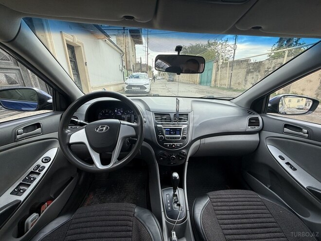Hyundai Accent 2016, 220,480 km - 1.6 л - Bakı