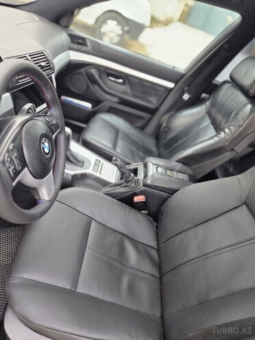 BMW 525 2001, 326,000 km - 2.5 л - Bakı