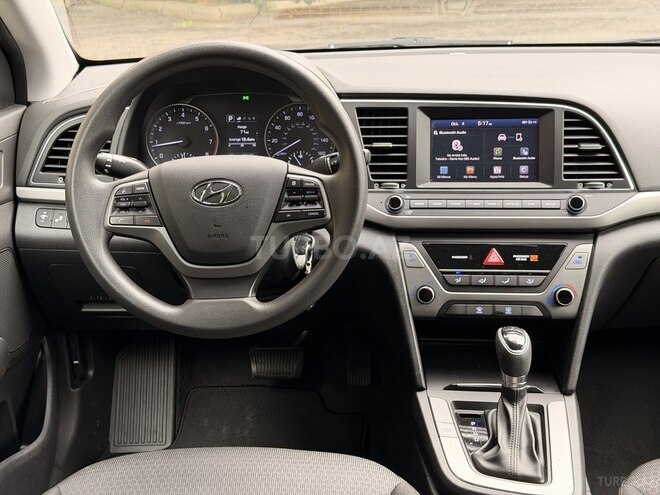 Hyundai Elantra 2017, 130,000 km - 2.0 л - Bakı