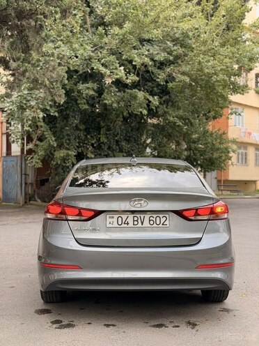Hyundai Elantra 2017, 130,000 km - 2.0 л - Bakı