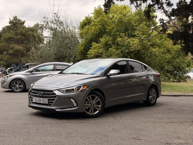 Hyundai Elantra 2017, 130,000 km - 2.0 л - Bakı