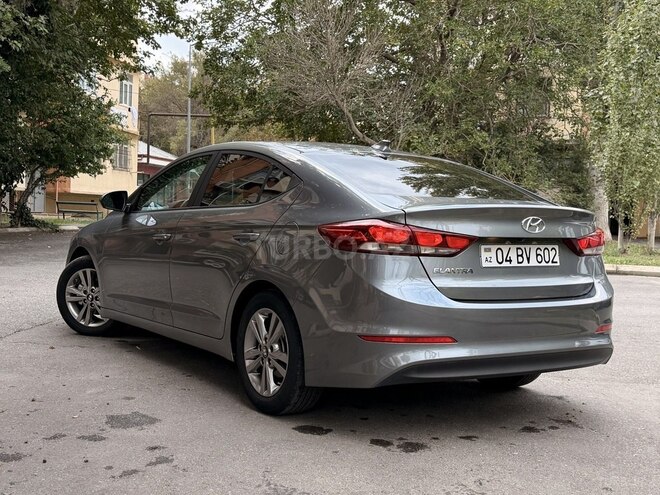 Hyundai Elantra 2017, 130,000 km - 2.0 л - Bakı