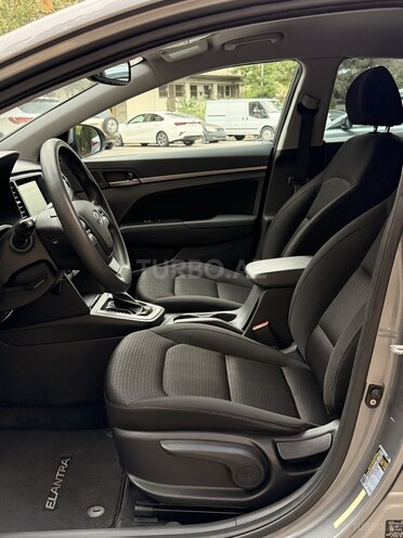 Hyundai Elantra 2017, 130,000 km - 2.0 л - Bakı