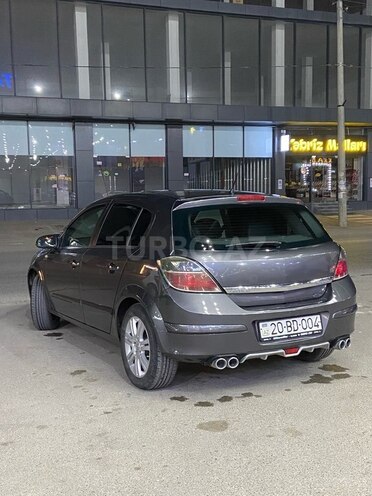 Opel Astra 2009, 250,000 km - 1.6 л - Gəncə