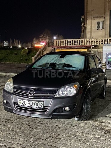 Opel Astra 2009, 250,000 km - 1.6 л - Gəncə