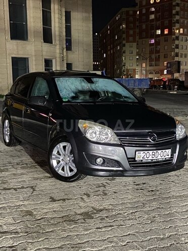 Opel Astra 2009, 250,000 km - 1.6 л - Gəncə