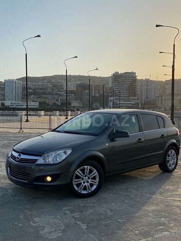 Opel Astra 2009, 250,000 km - 1.6 л - Gəncə