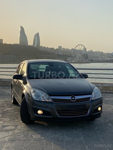 Opel Astra 2009, 250,000 km - 1.6 л - Gəncə