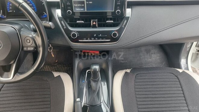 Toyota Corolla 2020, 115,000 km - 1.6 л - Bakı
