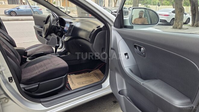Hyundai Elantra 2008, 198,000 km - 2.0 л - Bakı