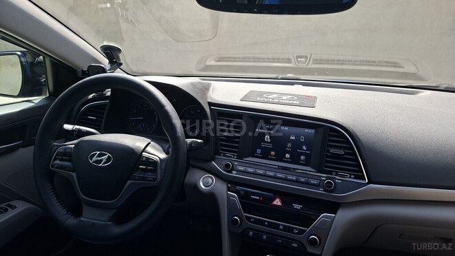 Hyundai Elantra 2017, 81,352 km - 2.0 л - Bakı