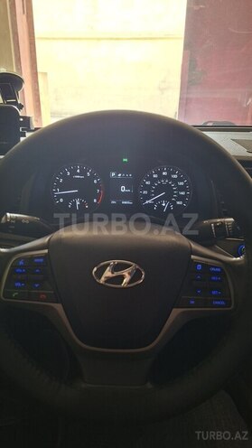 Hyundai Elantra 2017, 81,352 km - 2.0 л - Bakı