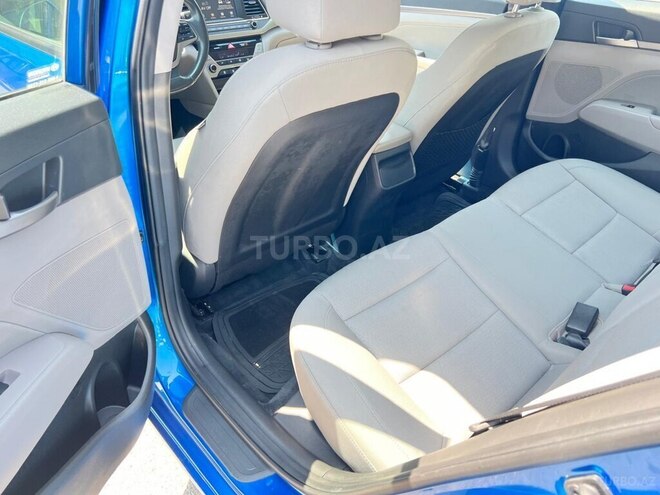 Hyundai Elantra 2017, 81,352 km - 2.0 л - Bakı