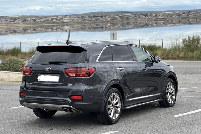 Kia Sorento 2018, 200,600 km - 2.0 л - Bakı
