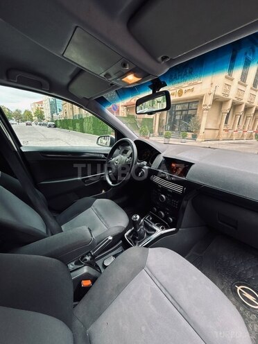 Opel Astra 2008, 287,000 km - 1.3 л - Bakı