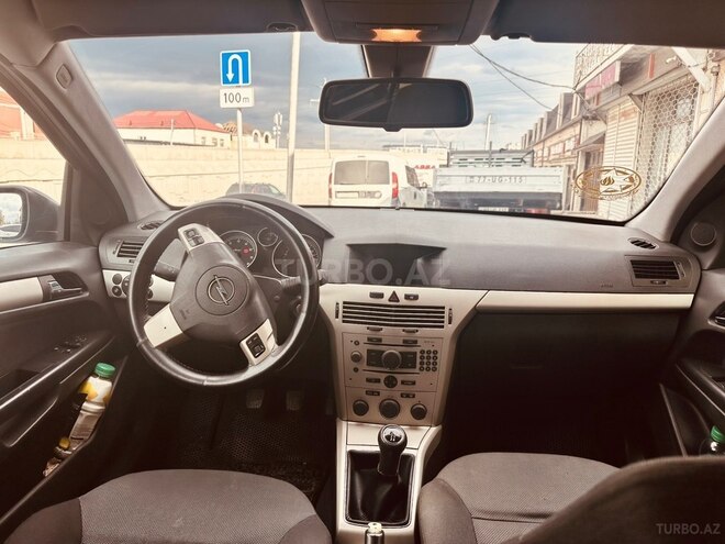 Opel Astra 2007, 268,000 km - 1.4 л - Bakı