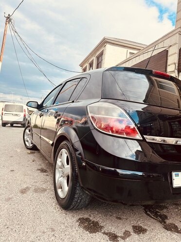 Opel Astra 2007, 268,000 km - 1.4 л - Bakı