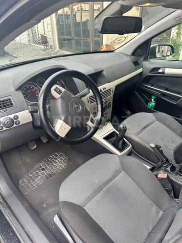Opel Astra 2007, 268,000 km - 1.4 л - Bakı