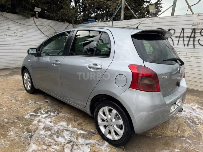 Toyota Yaris 2008, 386,000 km - 1.4 л - Bakı
