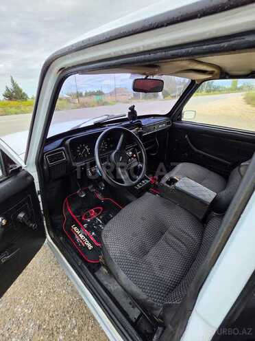 LADA (VAZ) 2107 2008, 15,513 km - 1.6 l - Salyan