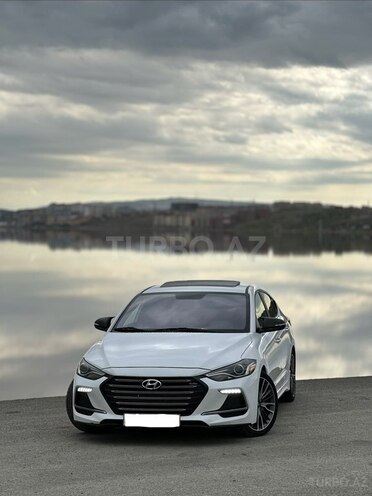 Hyundai Elantra 2018, 77,000 km - 1.6 l - Bakı