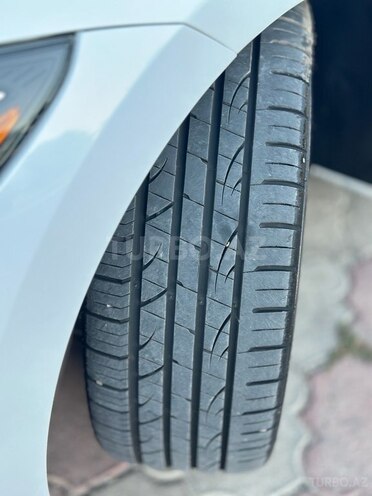 Hyundai Elantra 2018, 77,000 km - 1.6 l - Bakı