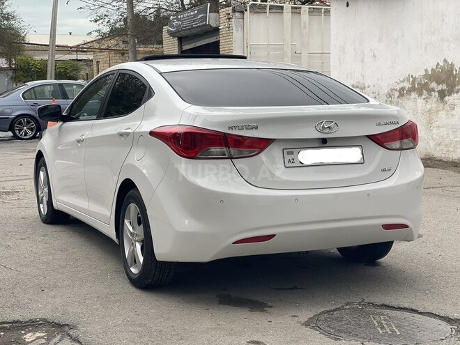 Hyundai Elantra 2011, 230,500 km - 1.8 л - Bakı